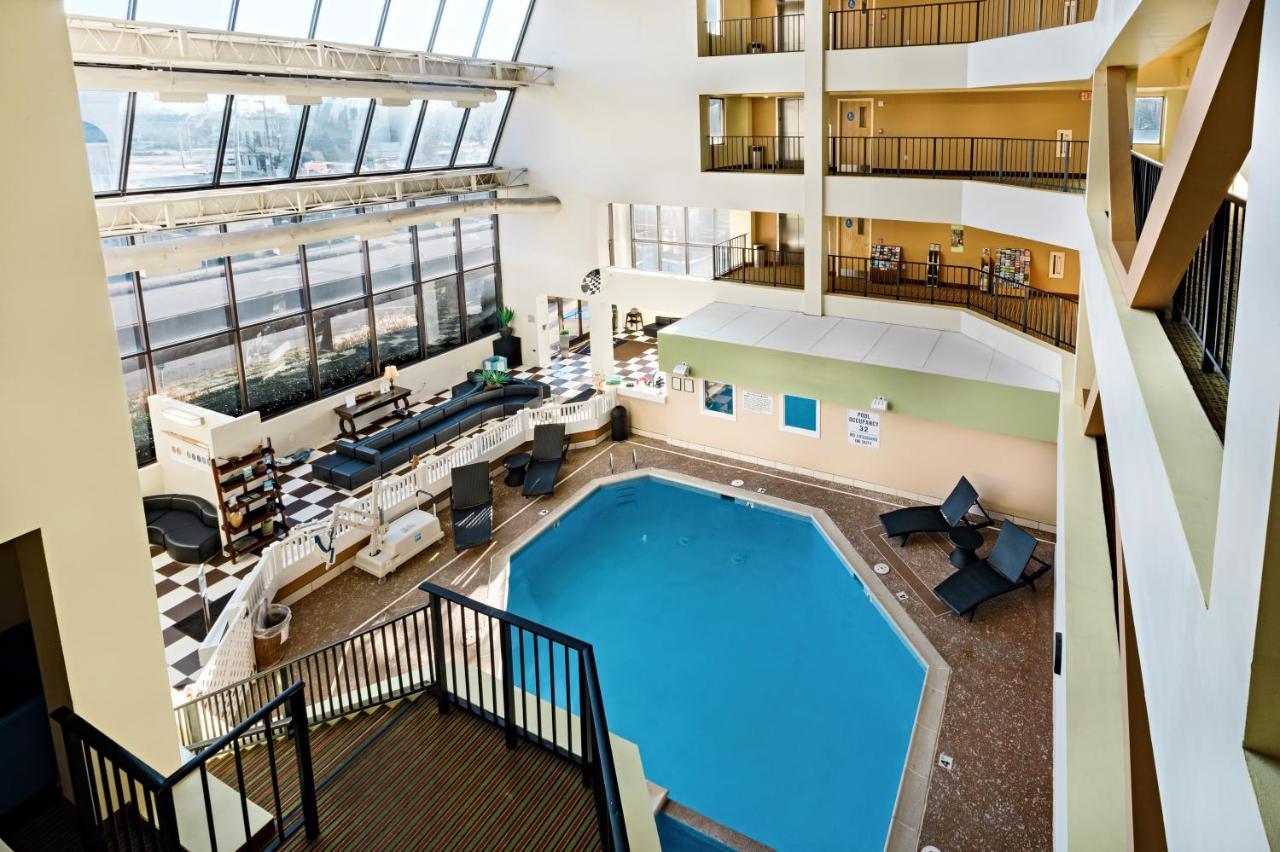 The Atrium Resort, Virginia Beach By Vacatia Exterior foto