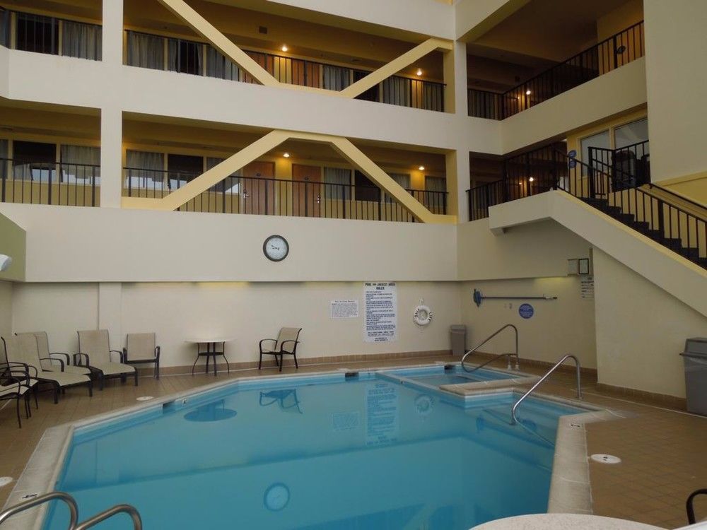 The Atrium Resort, Virginia Beach By Vacatia Exterior foto